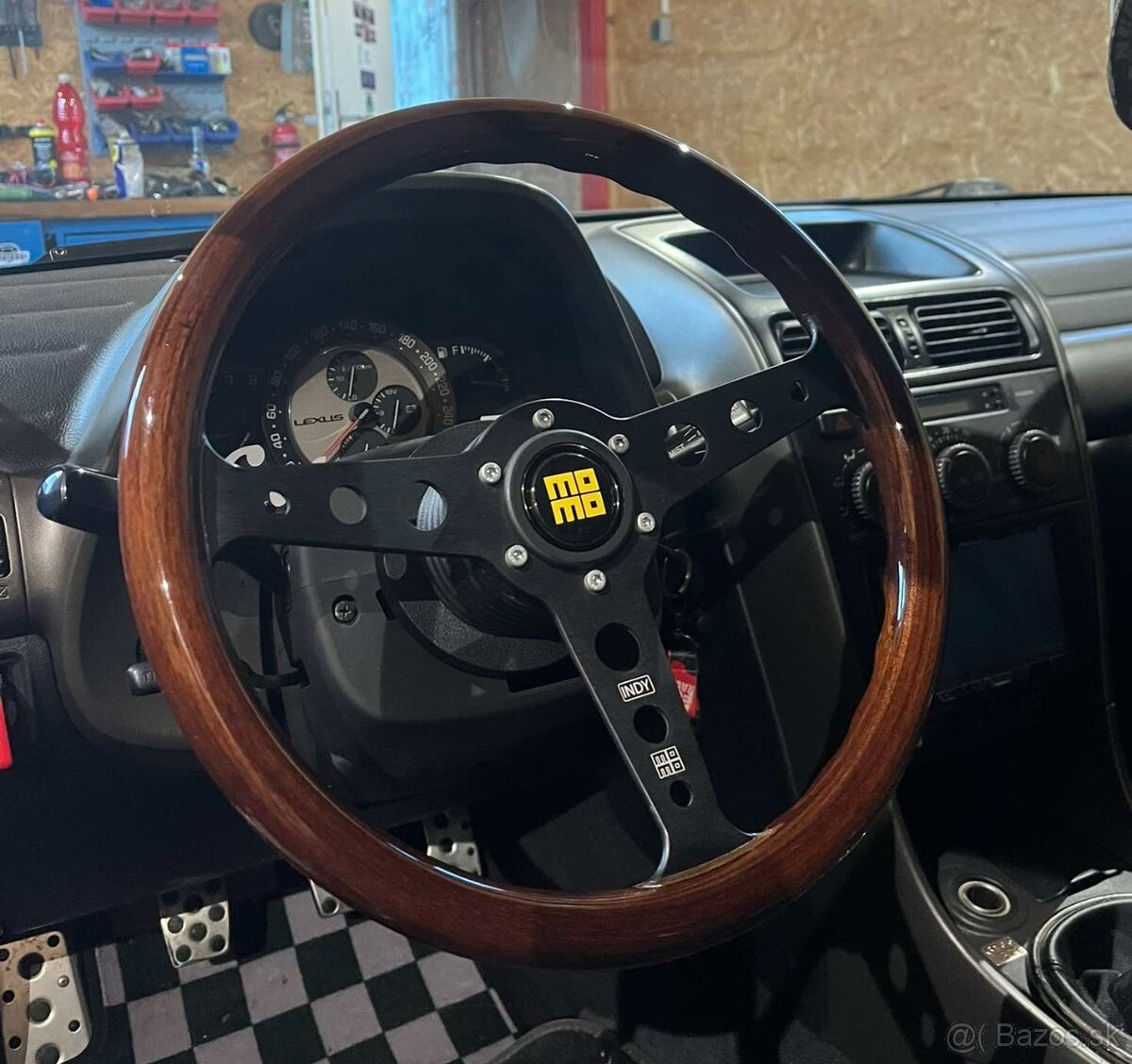Momo drevený volant 350mm plus náboj - 5