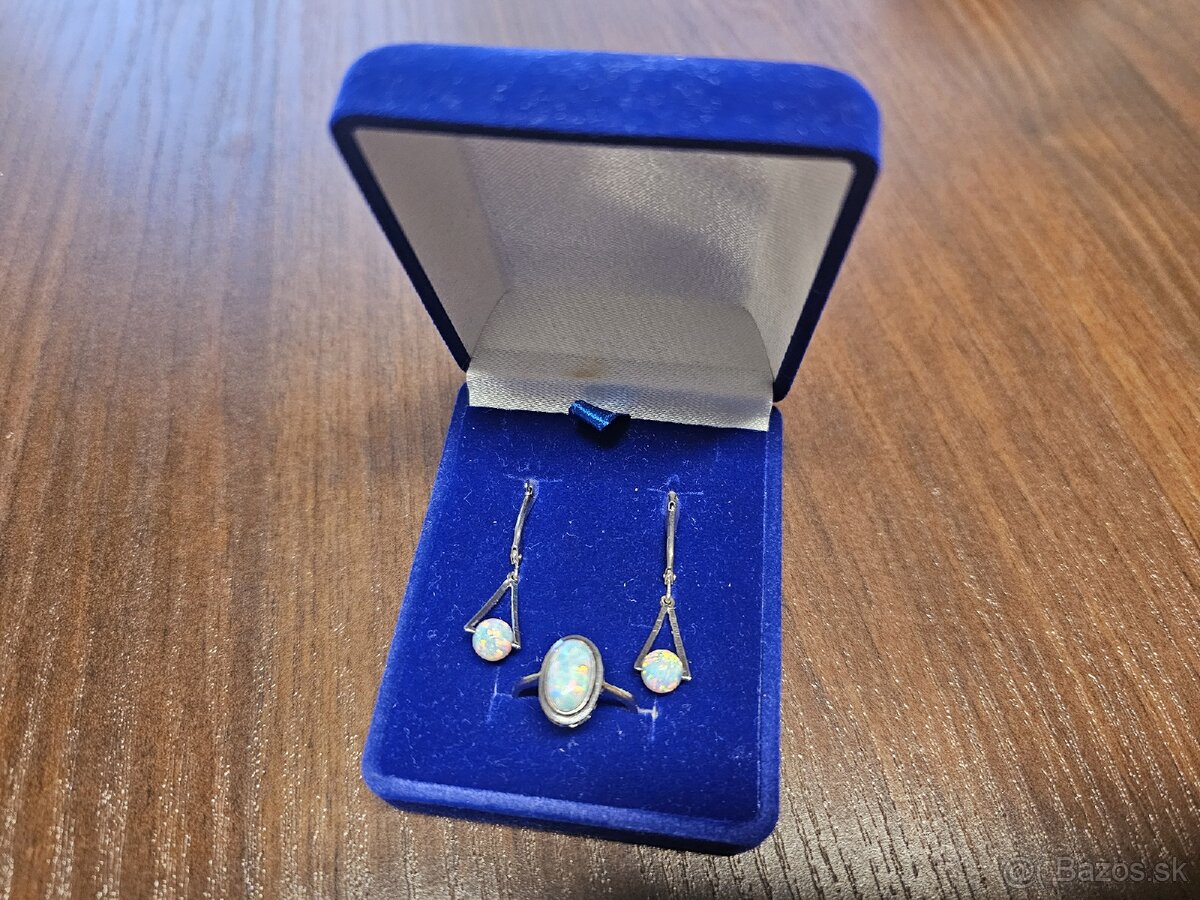 Zlatý prsteň a náušnice s opálom - 5