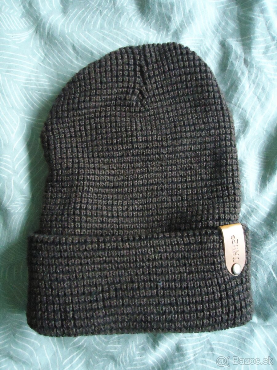 Zimné čiapky nové, nenosené, nevhodný dárek, 2x - 5