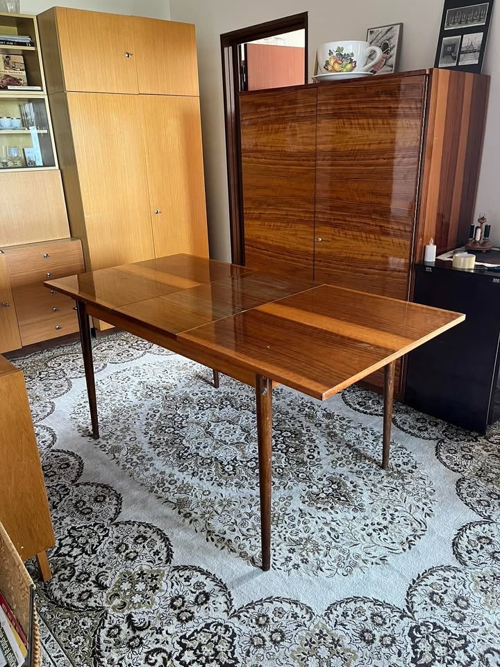 Retro rozkladací jedálenský stôl - 5