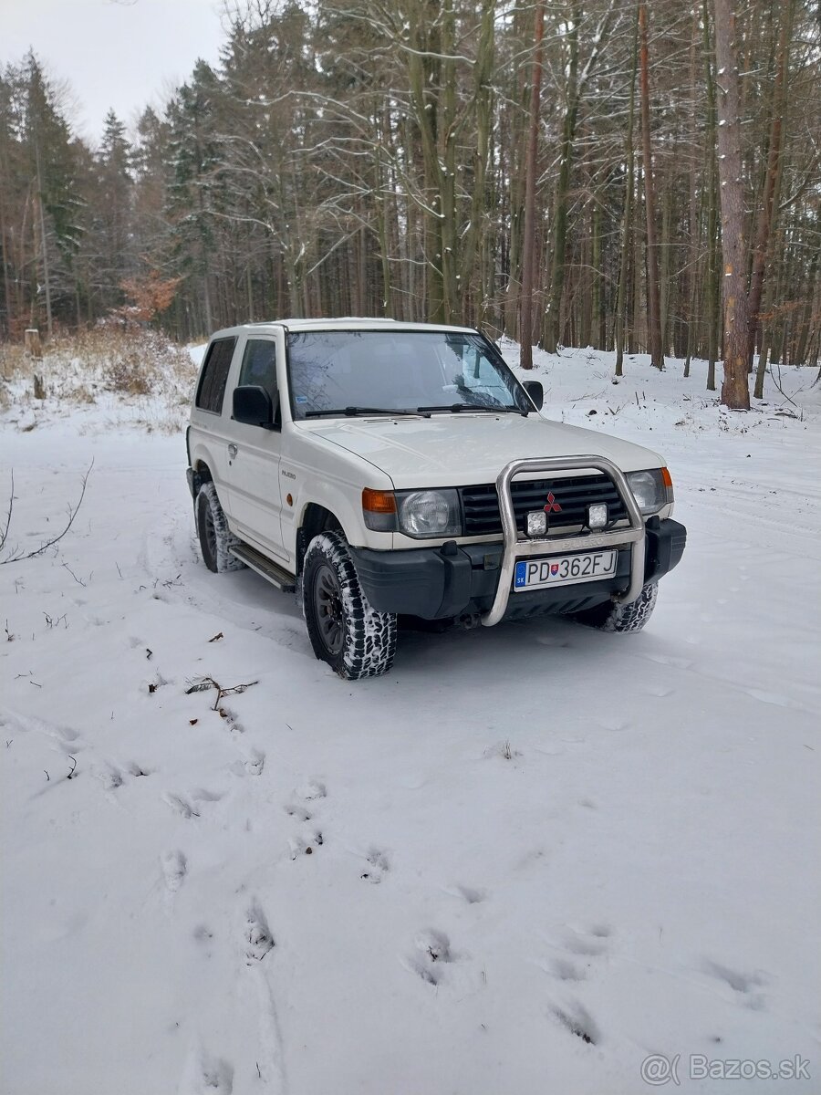 Predám Mitsubishi pajero 2,5GLX - 5