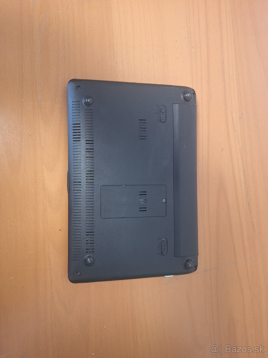Mini_Notebook_ASUS_Eee PC_1001PXD - 5