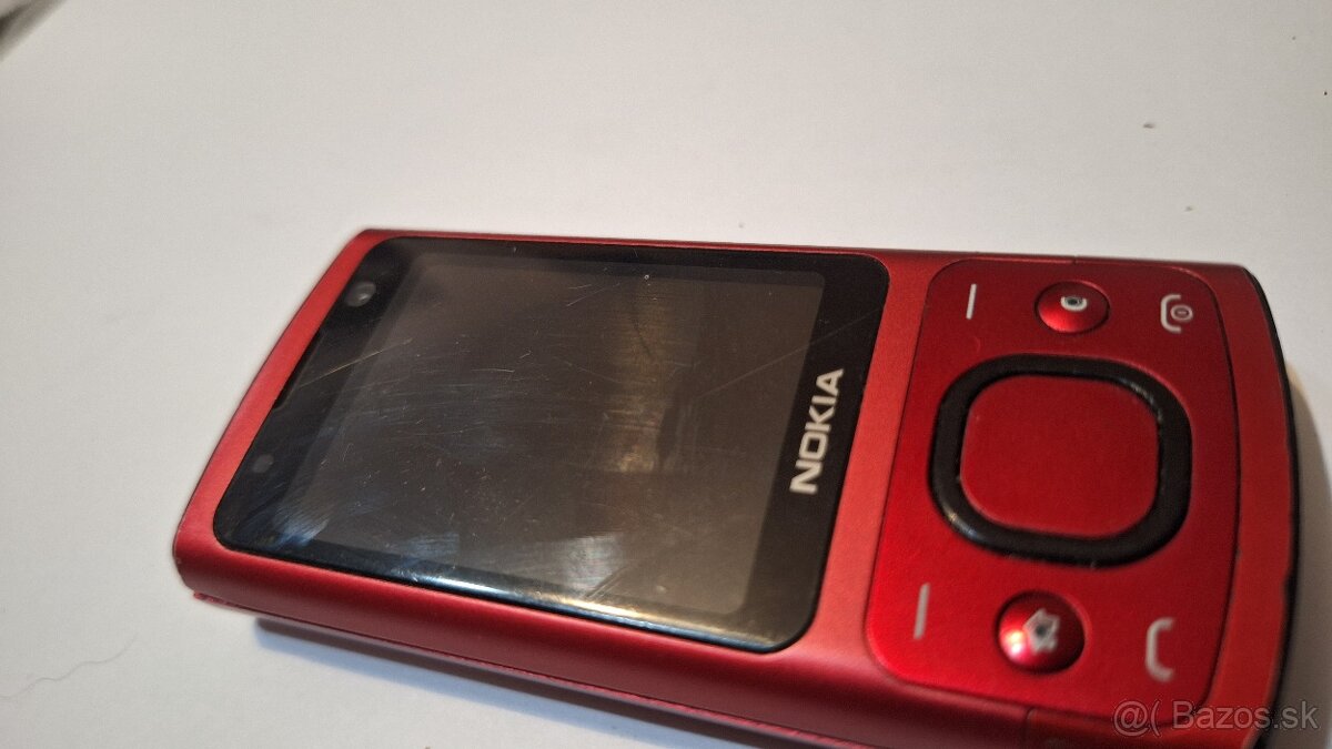 Nokia 6700s červená - 5