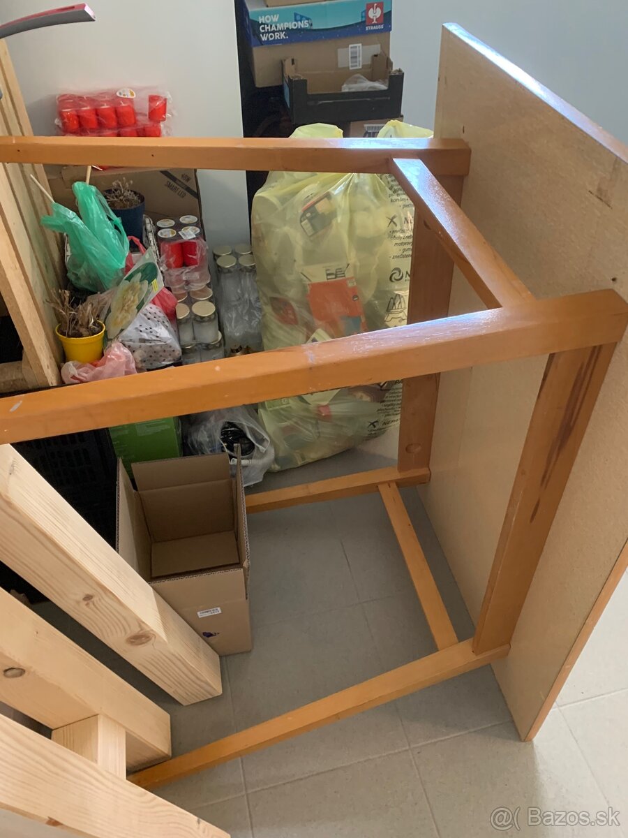 Predám stôl a dve stoličky - 5