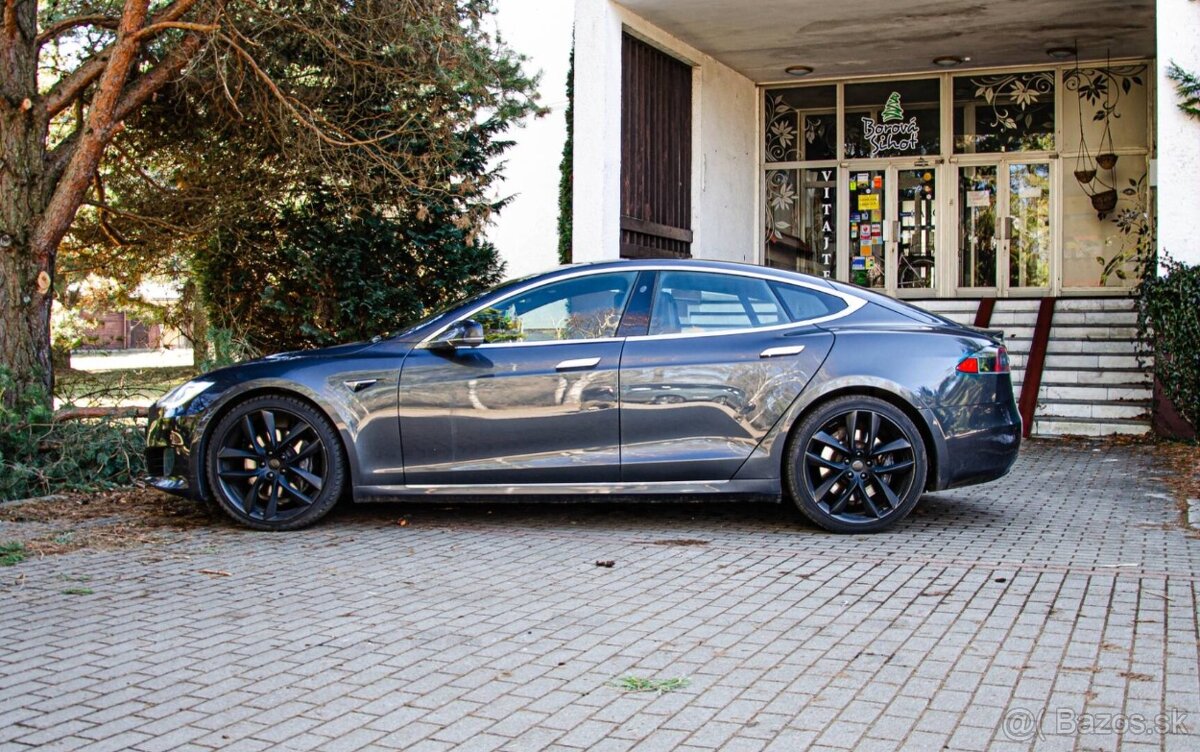 Tesla Model S 75D, Free Supercharger - 5