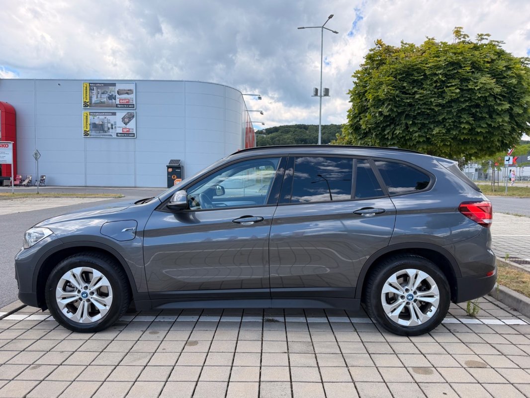 BMW X1 xDrive 25e Business Advantage A/T - 5