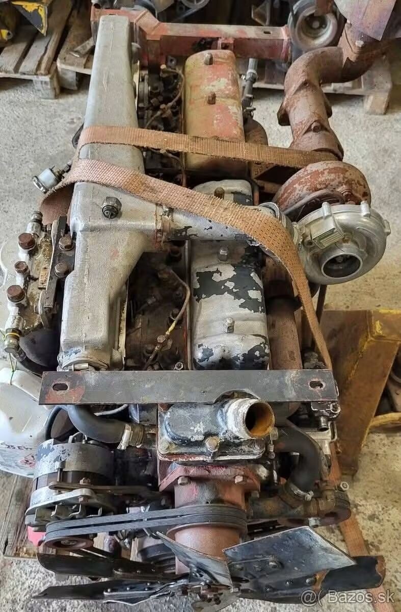 Rozpredam traktor zetor zts crystal 18345 TURBO - 5