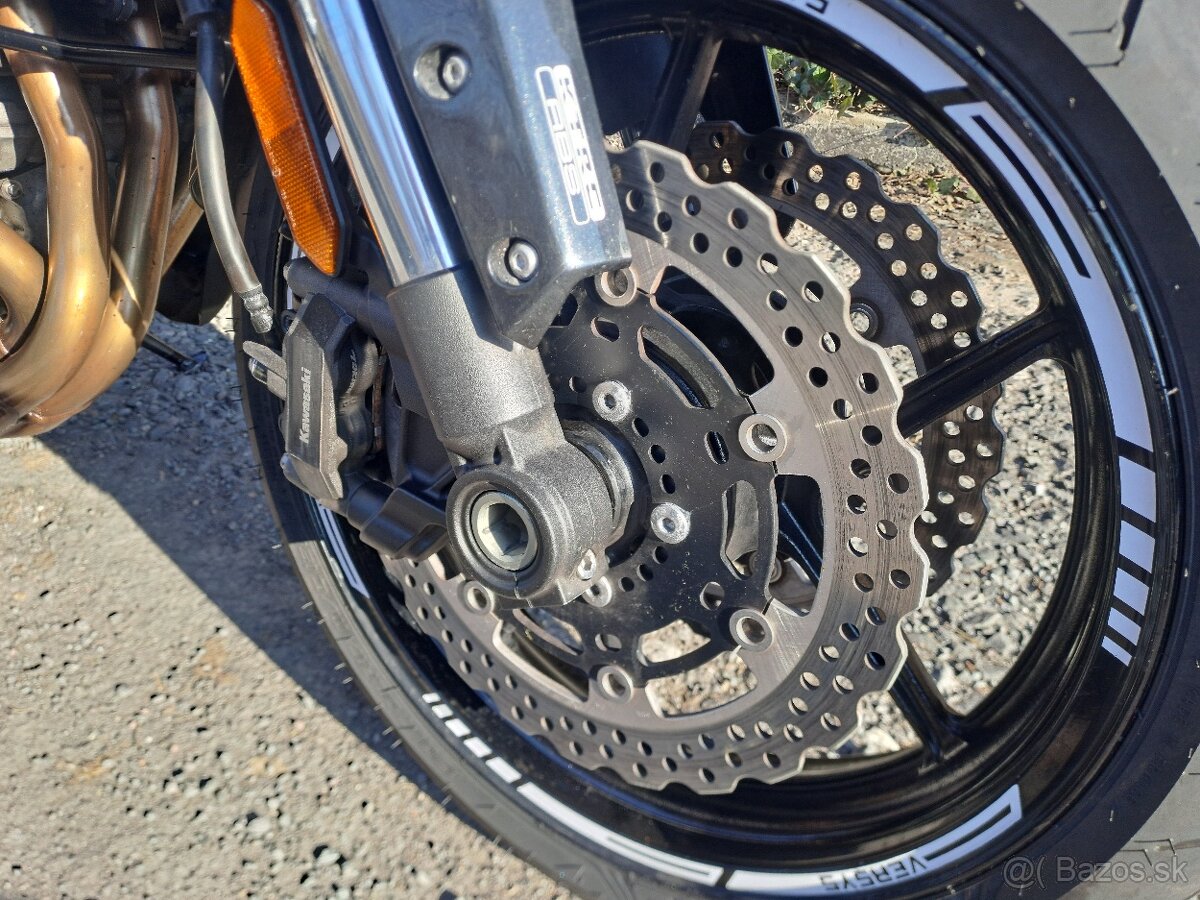 Kawasaki Versys 1000 - 5