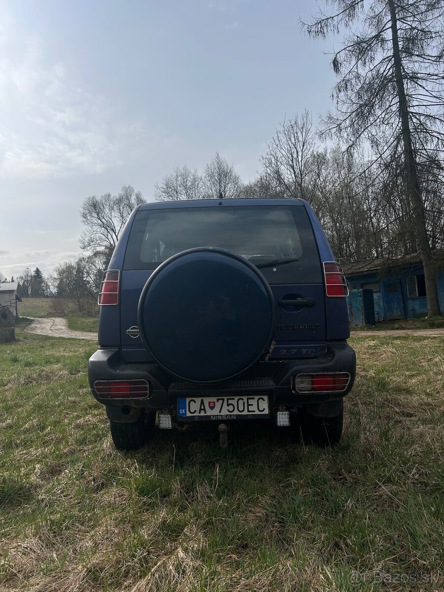 Nissan terrano 2 - 5