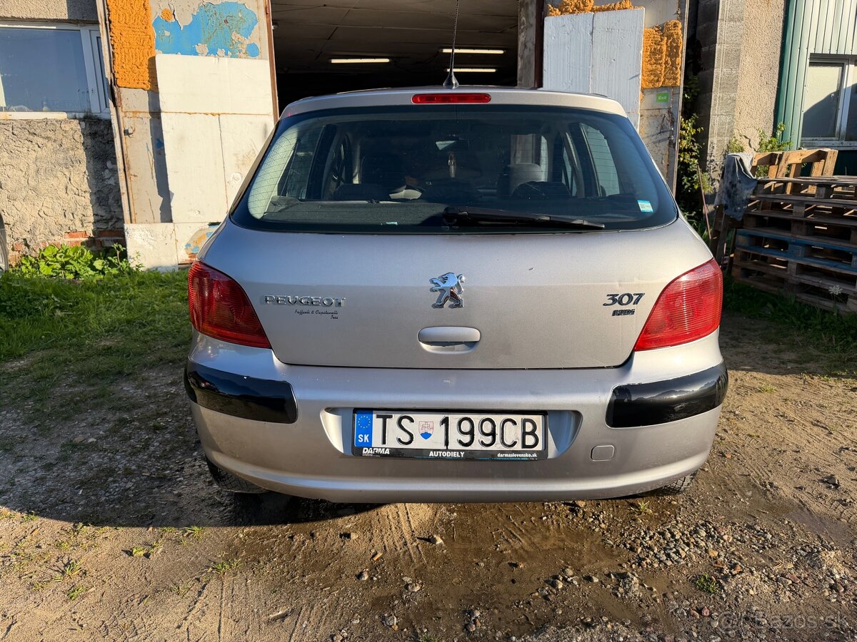 Peugeot 307 1.4 HDi – 50 kW - 5