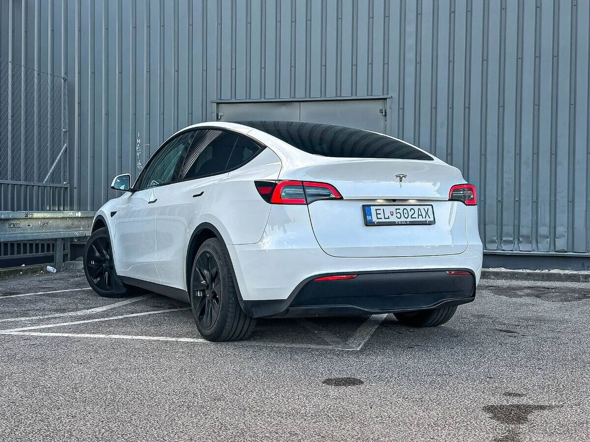 Tesla Model Y Štandard Range RWD 60kWh Ryzen - 5