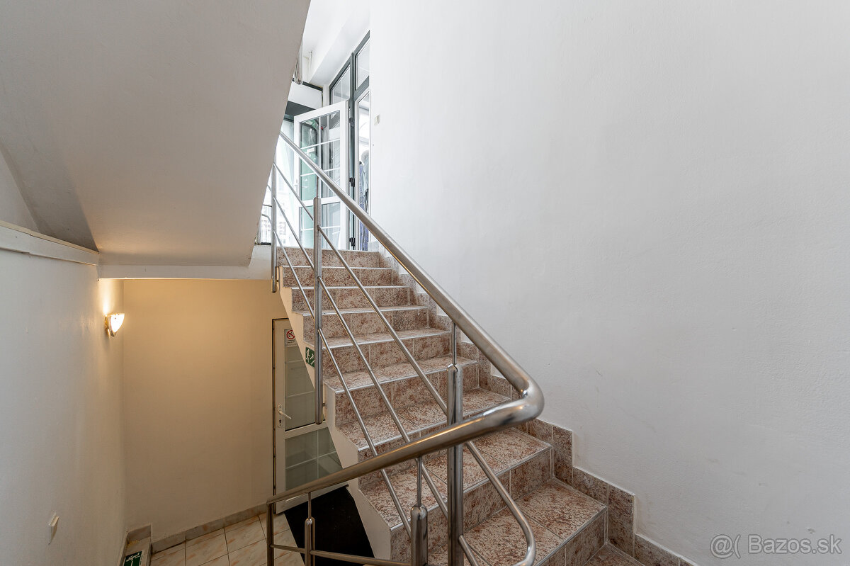 Na predaj polyfunkčná budova, 320 m2 - Centrum, Michalovce - 5