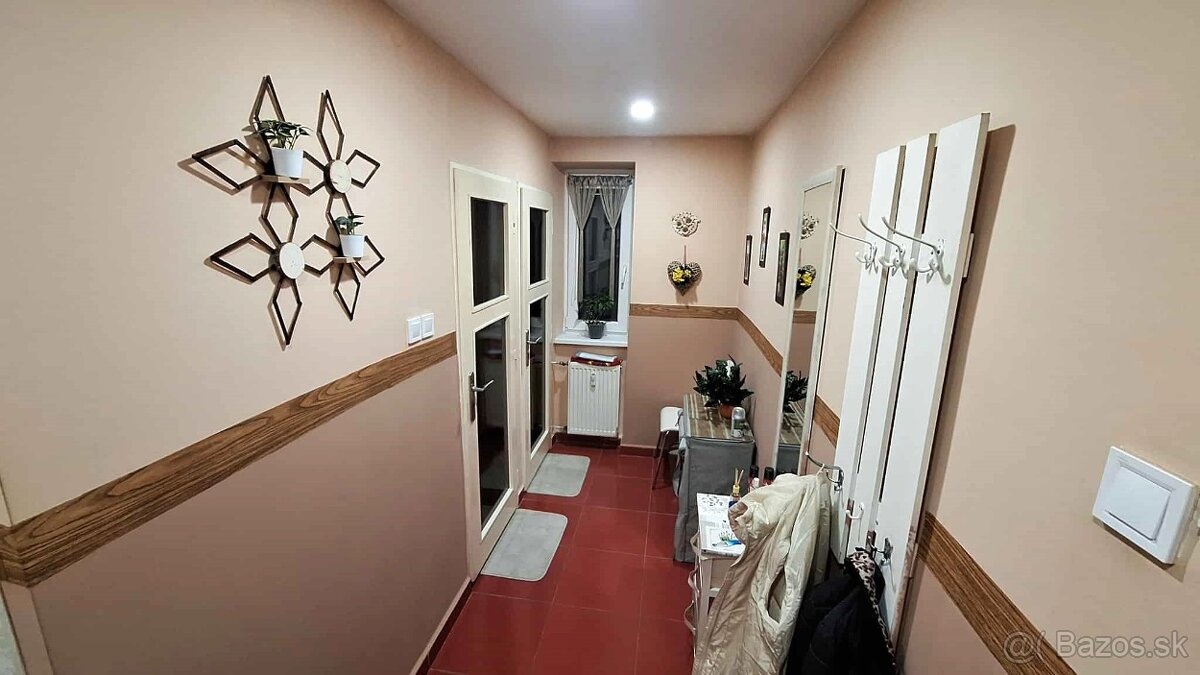 EXKLUZÍVNY PREDAJ-Kompletne prerobený 2 izb. tehlový byt KN - 5