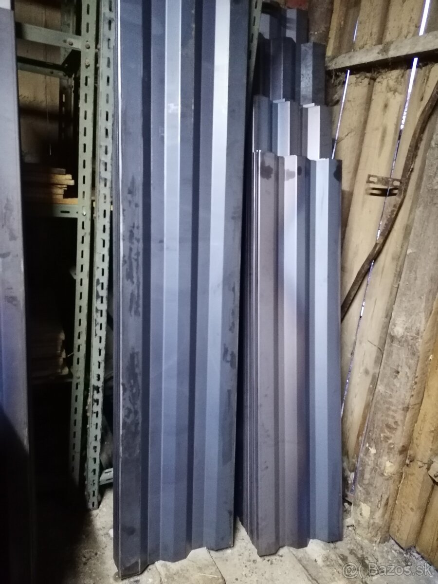 Predám trapezový plech na bočnice vlečka-korba auto karhak - 5