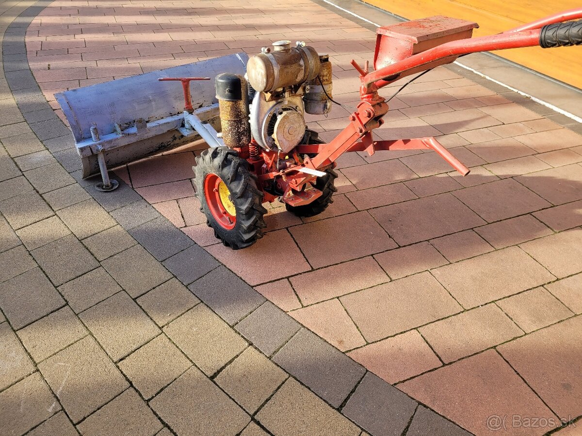 Odhrňač motorový - 5