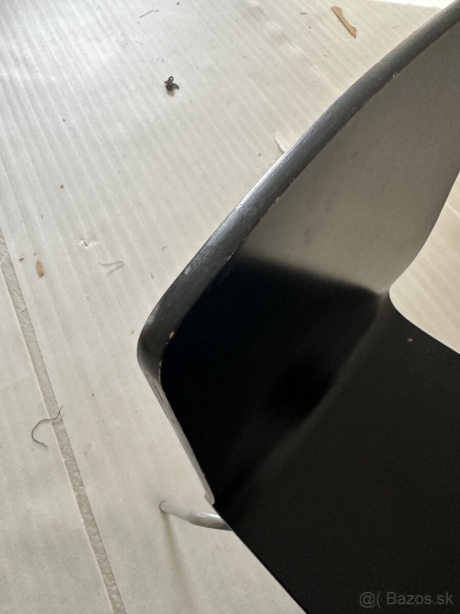 Predám stoličky 4 kus - - 5