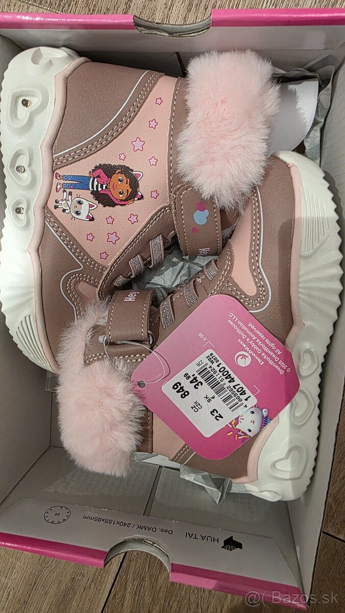 Nenosene nove topanočky pre dievcatko - 5