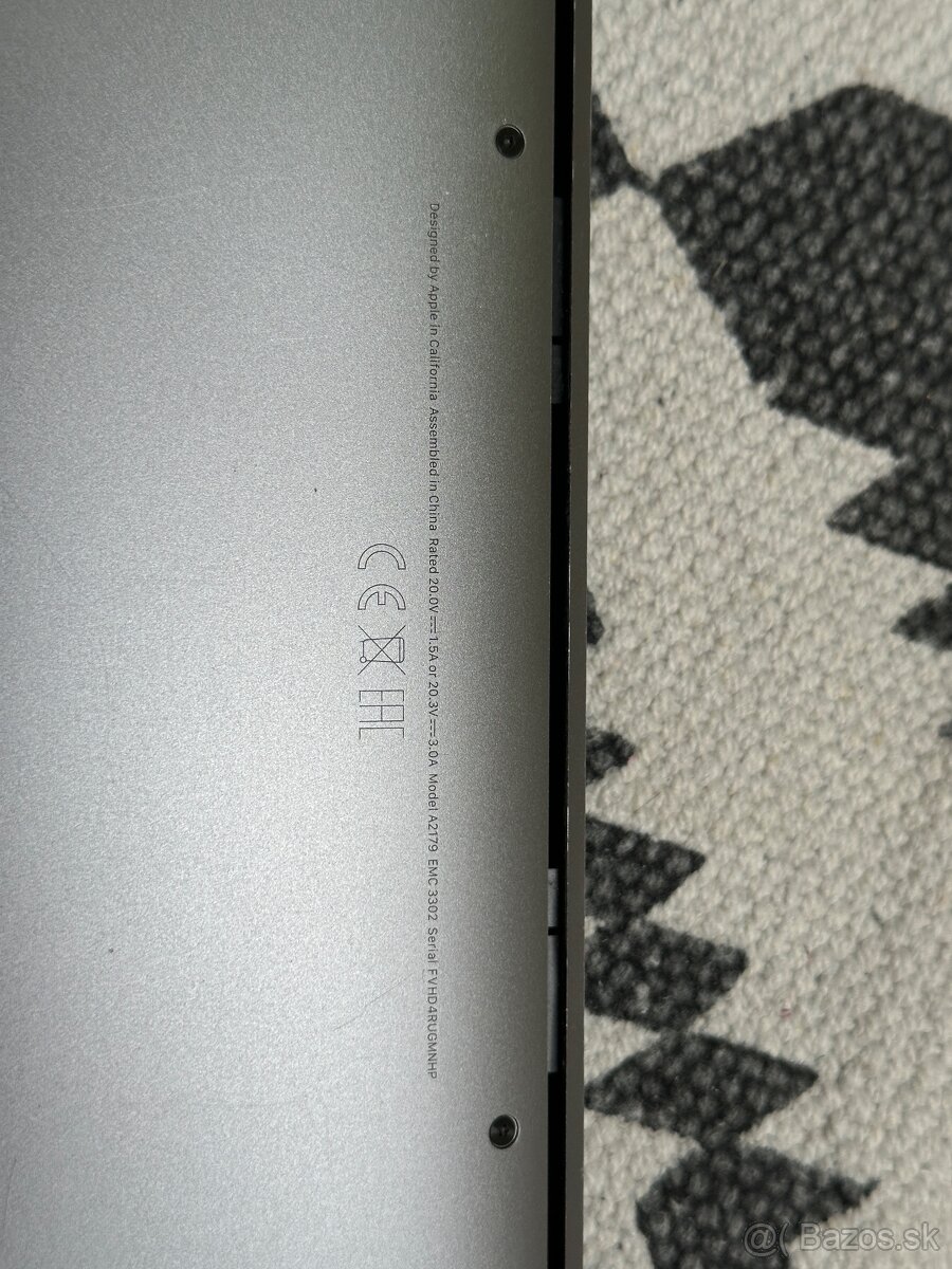MacBook Air 13" (2020) – Skvelý stav - 5