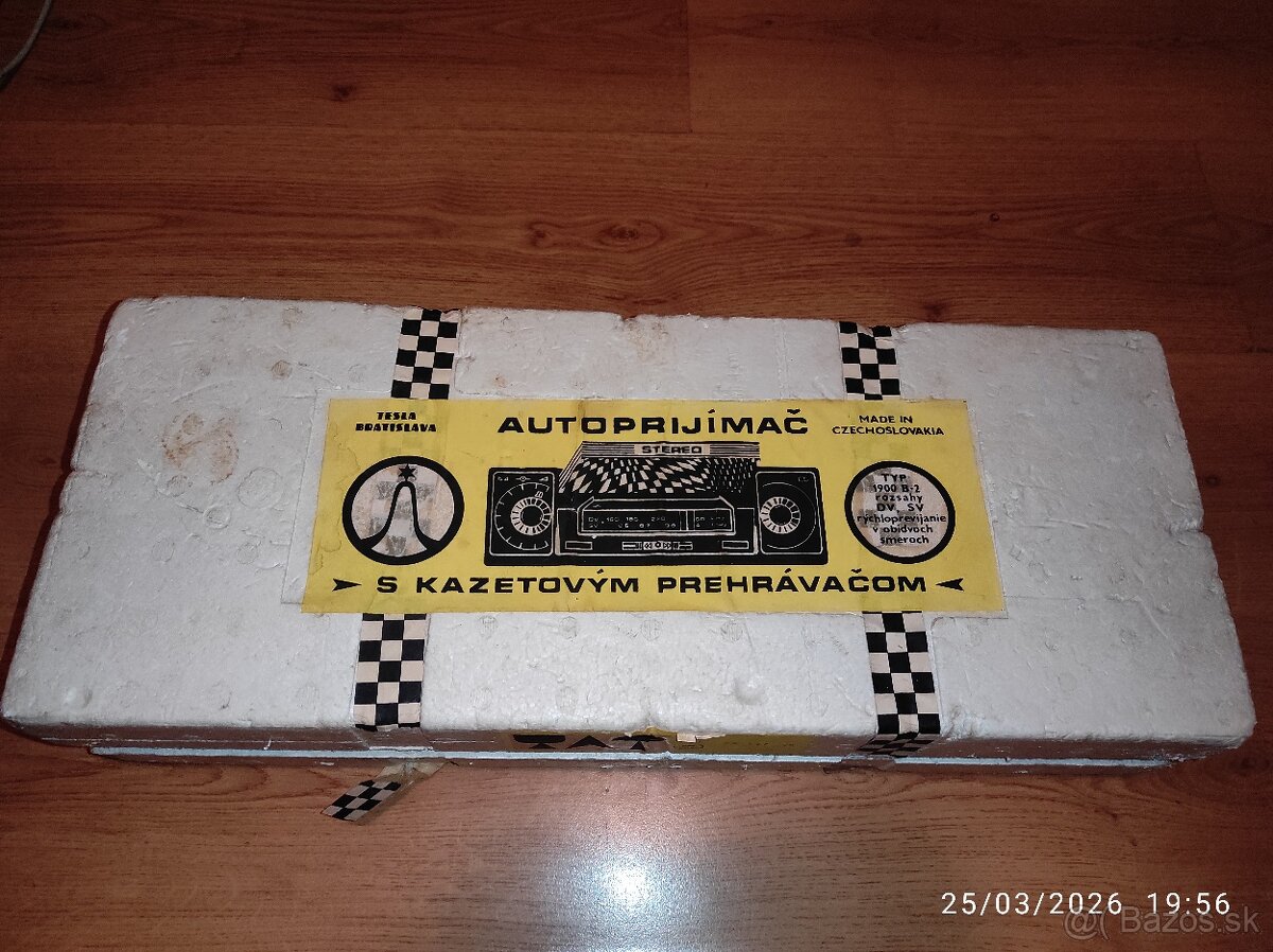 AUTORADIO S KAZETOU TESLA TOP - 5
