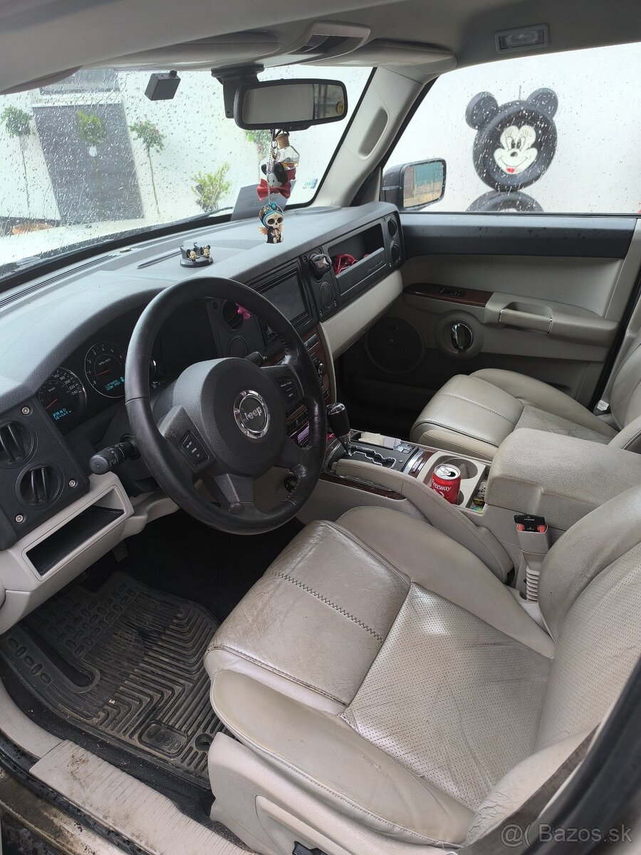 Jeep Commander +autoprepravnik