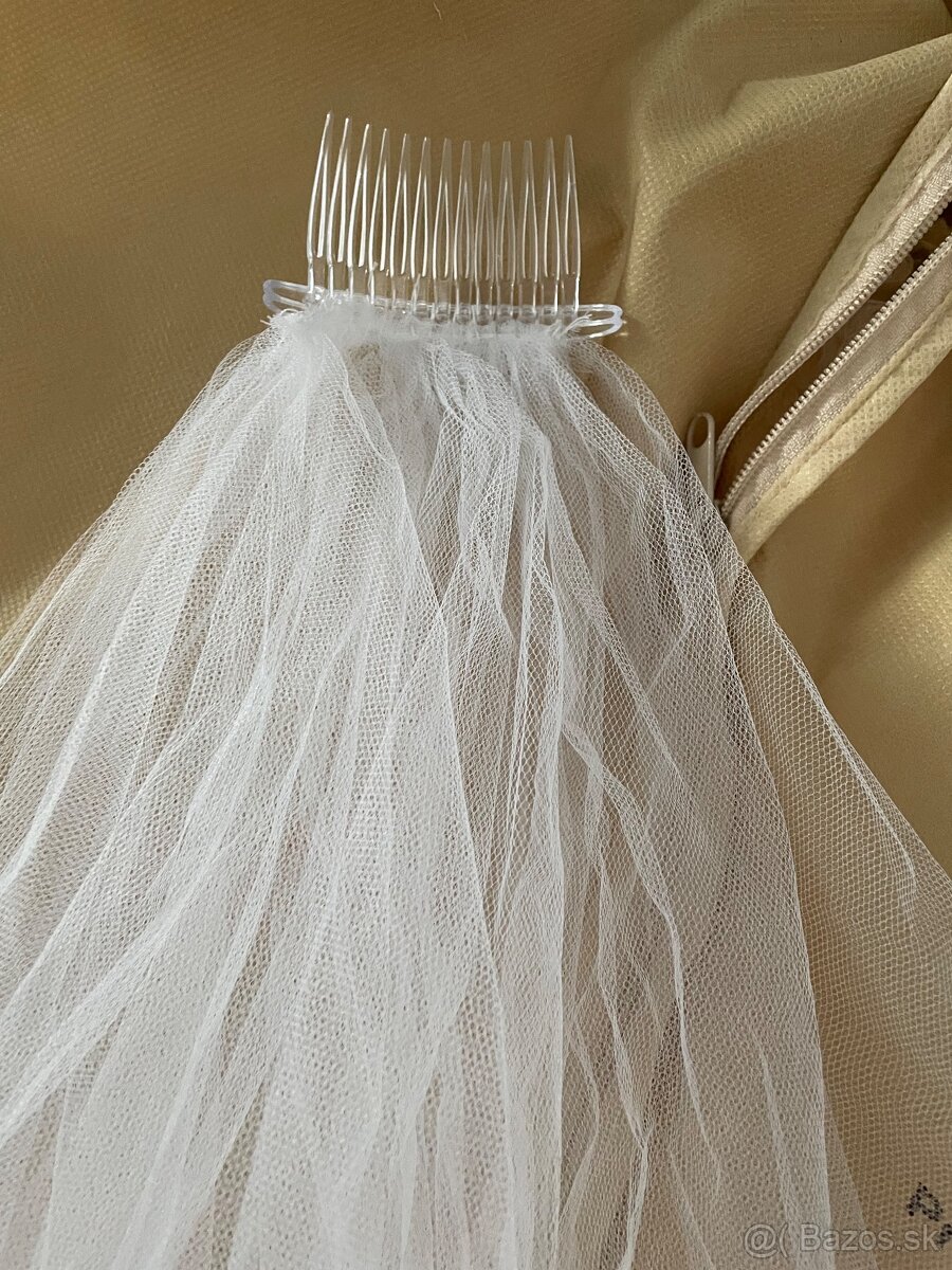 Svadobné šaty navrhnuté a ušité na mieru - 5