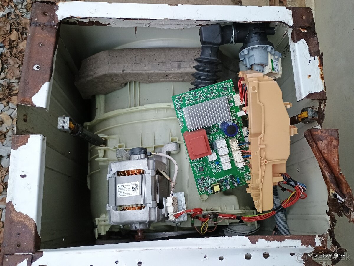 pracka susicka na nd indesid - 5