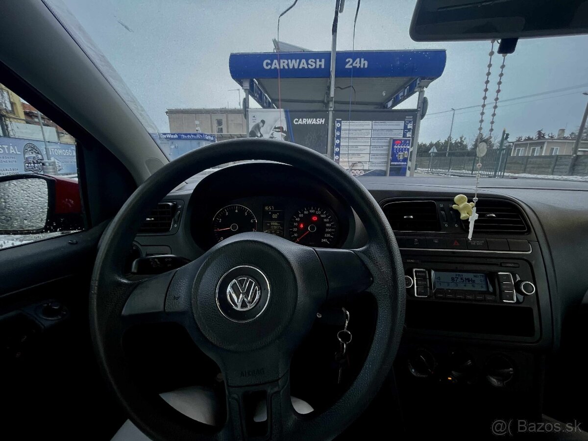 Volkswagen Polo - 5