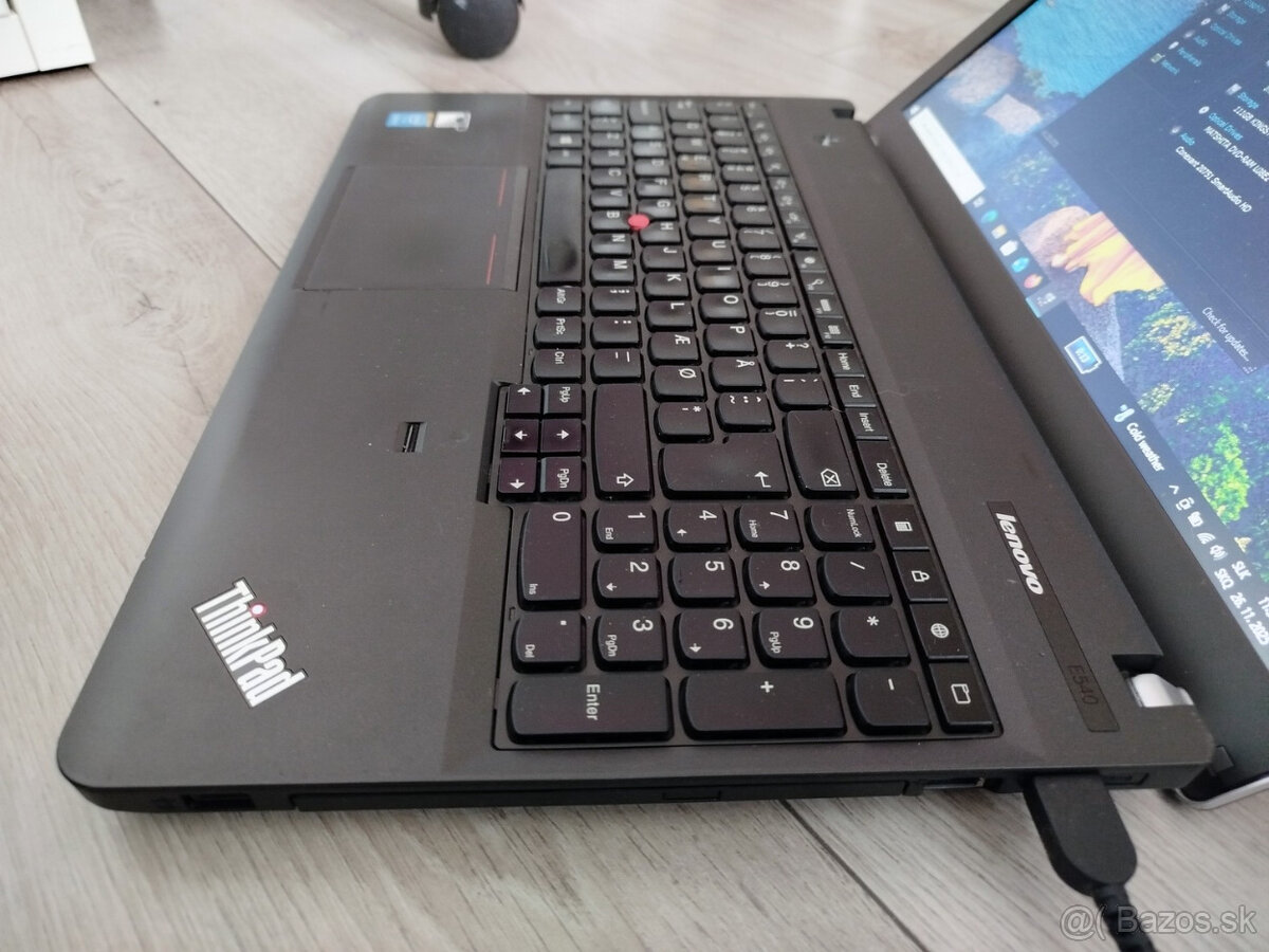 notebook Lenovo E540 15.6", Core i5, 8GB RAM, SSD - 5