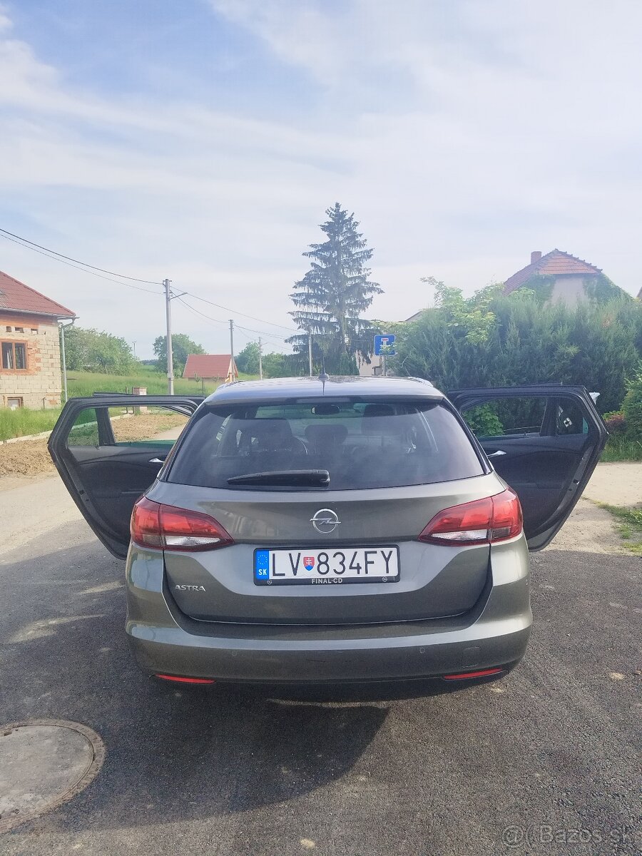 Opel Astra ST 1,4Turbo 92kW - 5