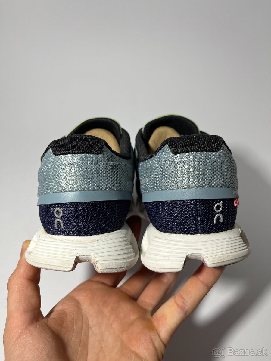 On Running, model Cloud 5, velikost 38 barevné - 5