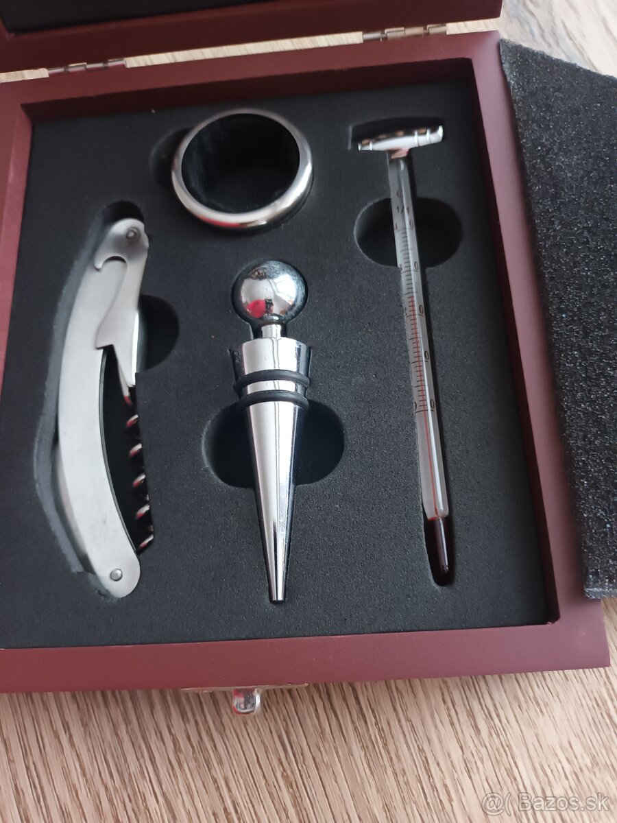 Darčeková kazeta šach a pitie vína - 5