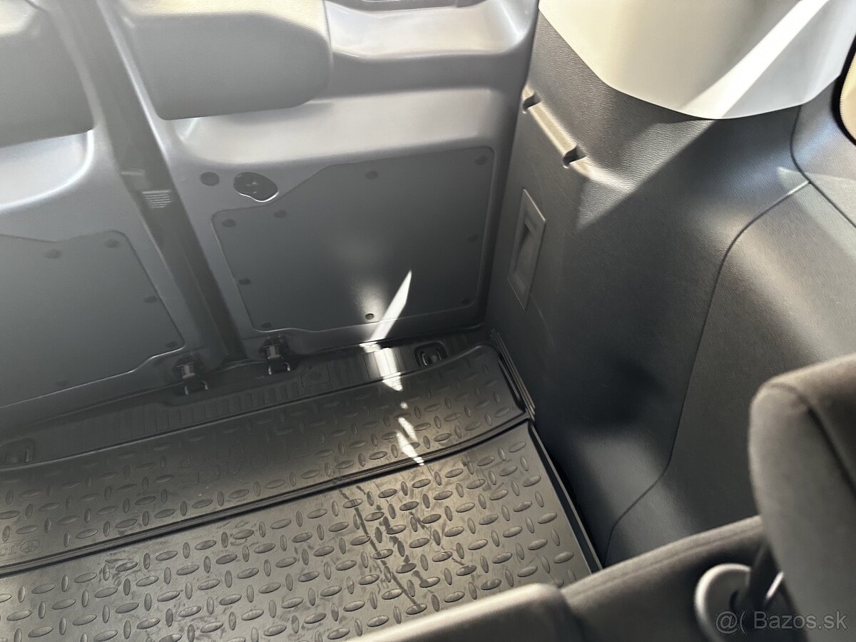 Prenájom 7-8-9 miestne auta - 5