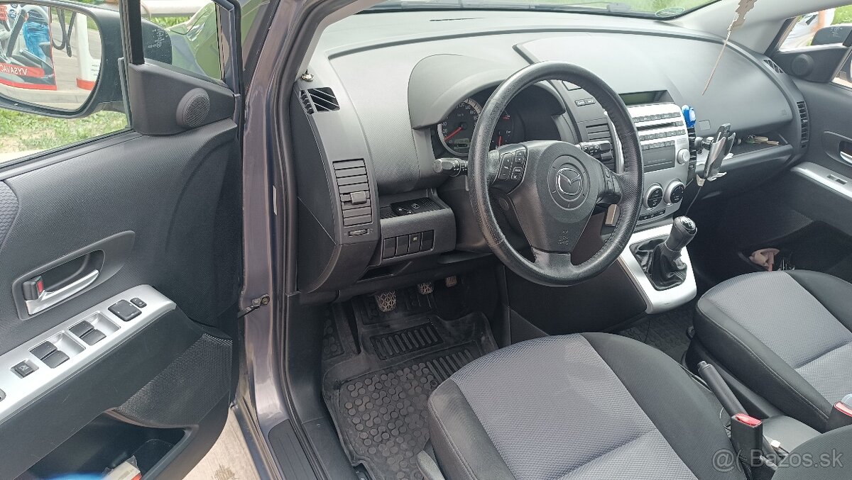 Mazda 5 - 5