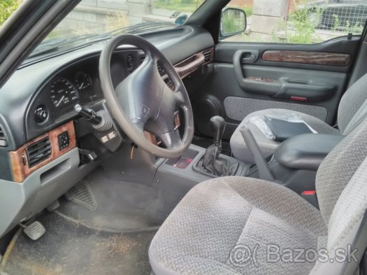 Ssangyong korando , musso 2.3 benzín manuál - 5