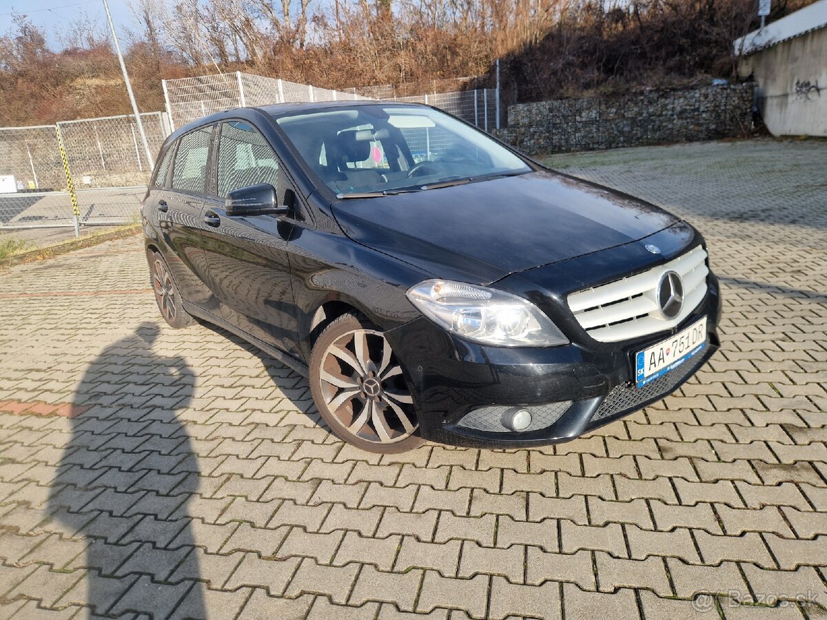 Mercedes-Benz B 180 CDI - 5