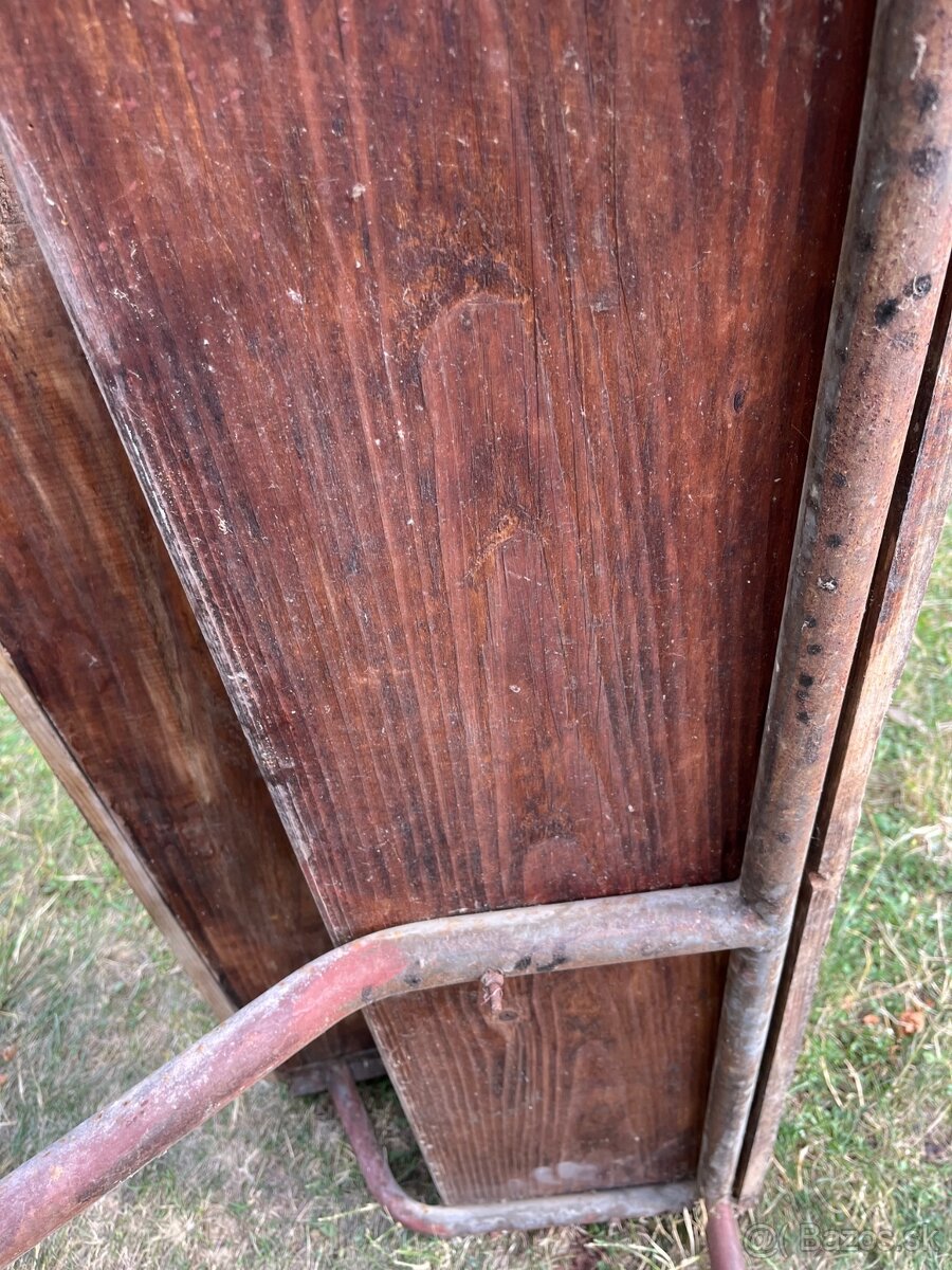 Školská lavica 85 plus rokov stará - 5