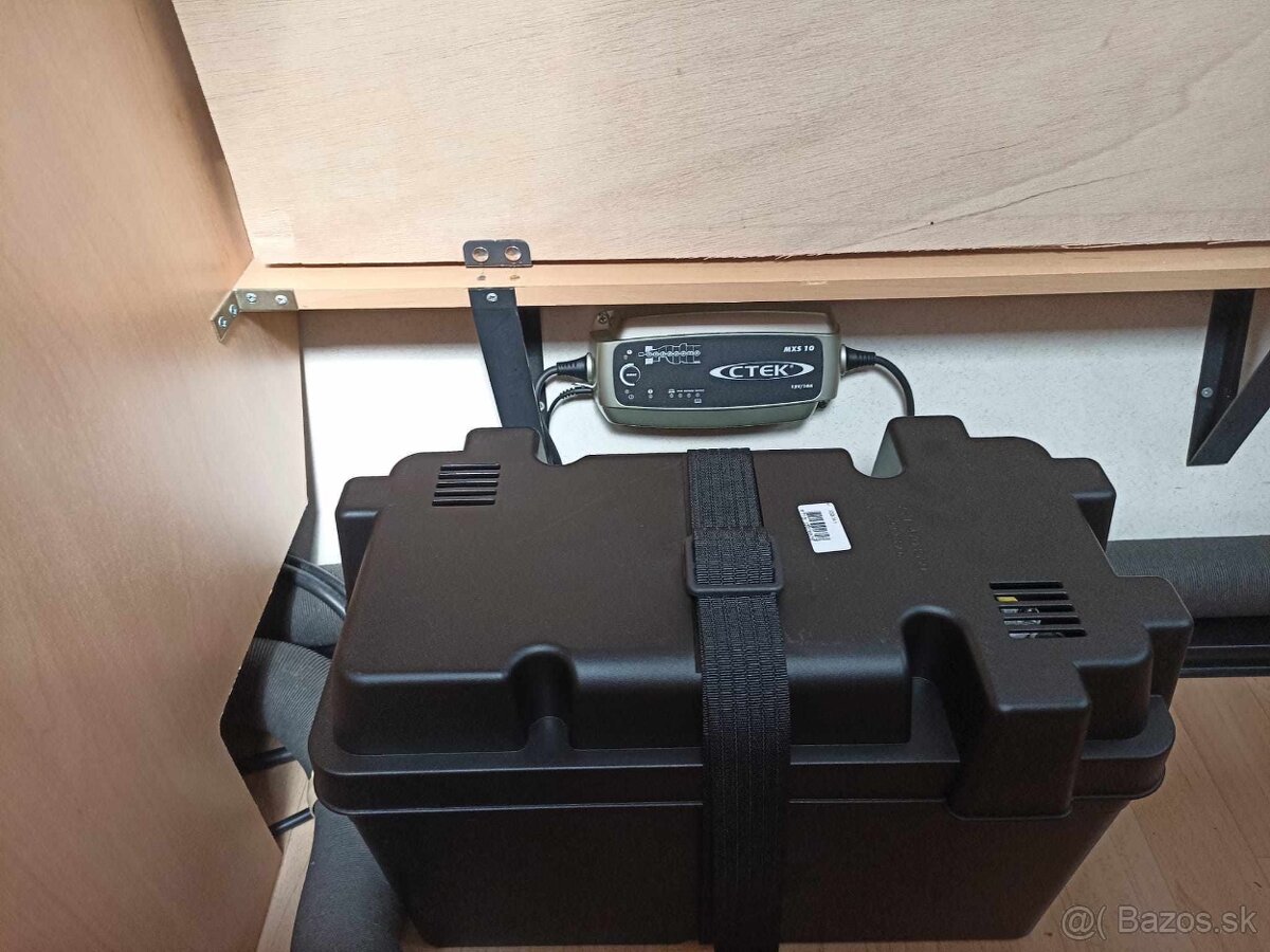 Predam obytny prives Hobby - 5