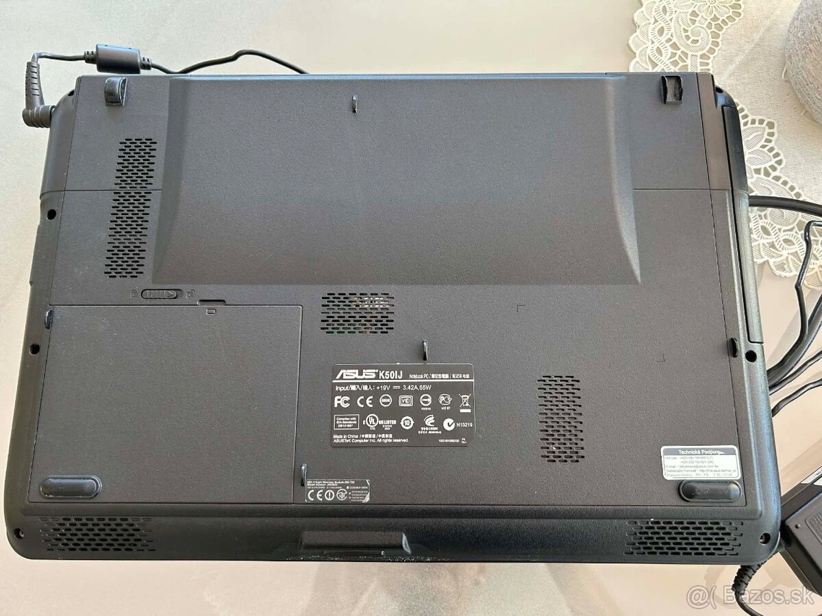 Predám notebook ASUS - 5