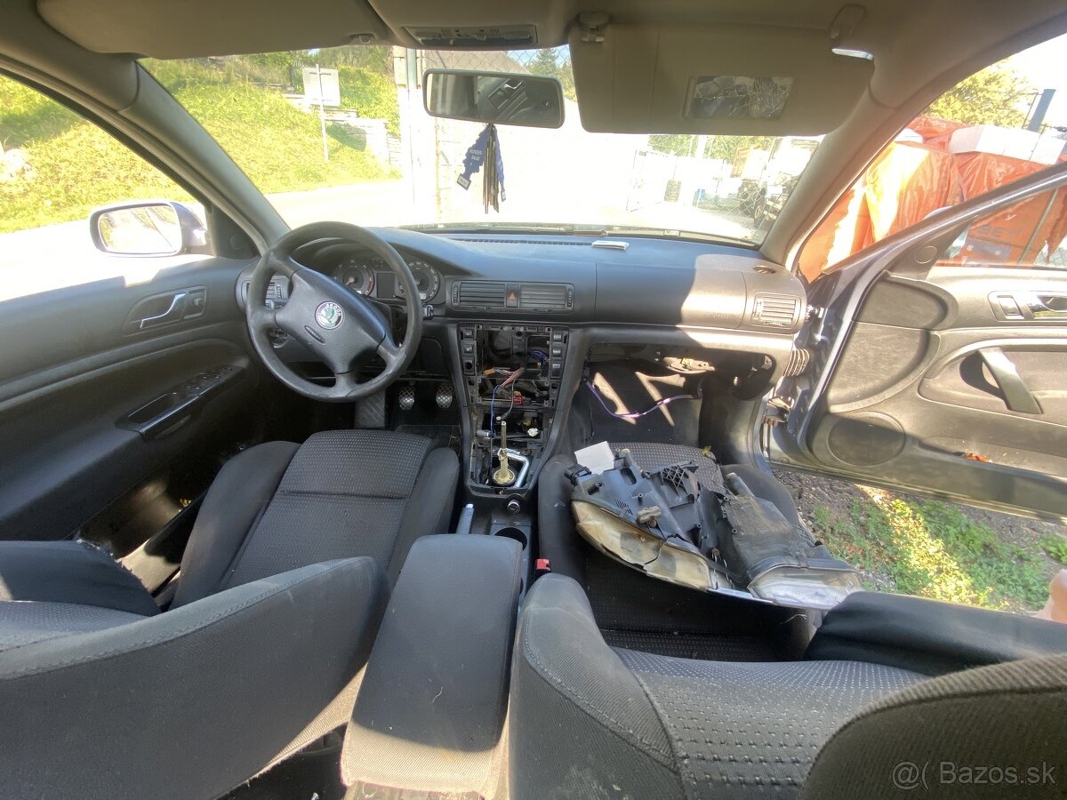 Rozpredam Škoda Superb 1 - 5