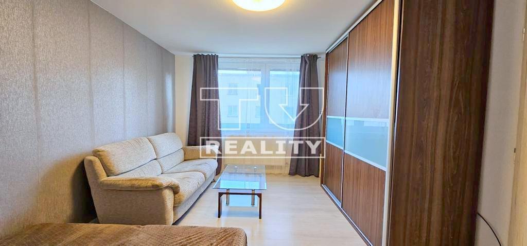 NA PREDAJ VEĽKÝ TEHLOVÝ 1-IZBOVÝ BYT S BALKÓNOM (43 m2),... - 5