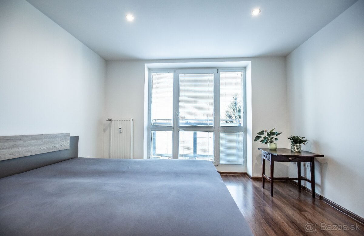 3-izb. byt v Trnave na HOSPODÁRSKEJ ul., 59 m2, balkón - 5