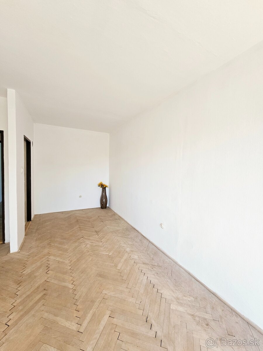 Na predaj: 2-izbový byt, 56 m2 Prievidza, ul. Šumperská - 5