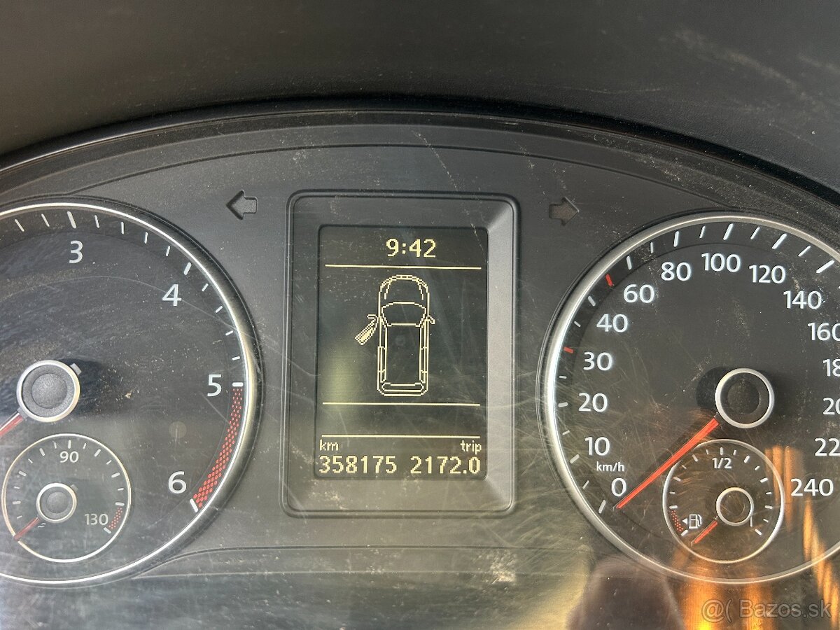 Predám VW CADDY 2012 - 5