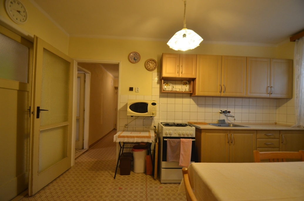 NA PRENÁJOM 3 IZBOVÝ BYT KÚSOK OD NÁMESTIA V ZH - 5