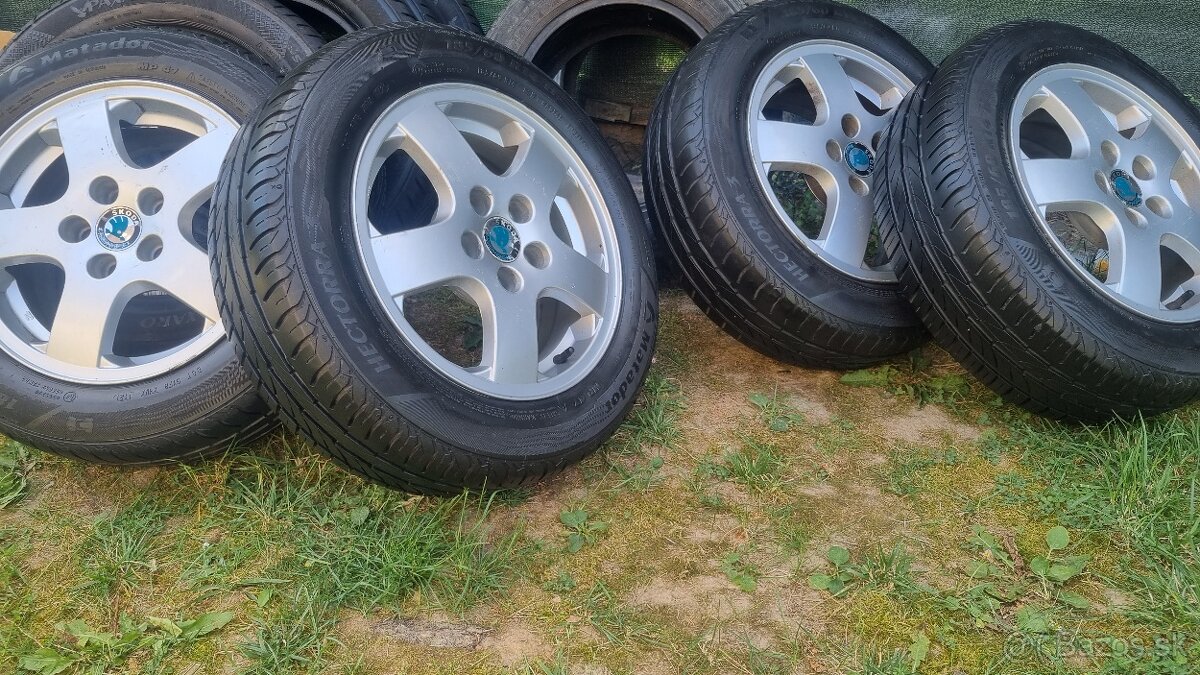 Elektrony r14 FABIA originaly na letnych 185/60/14 - 5