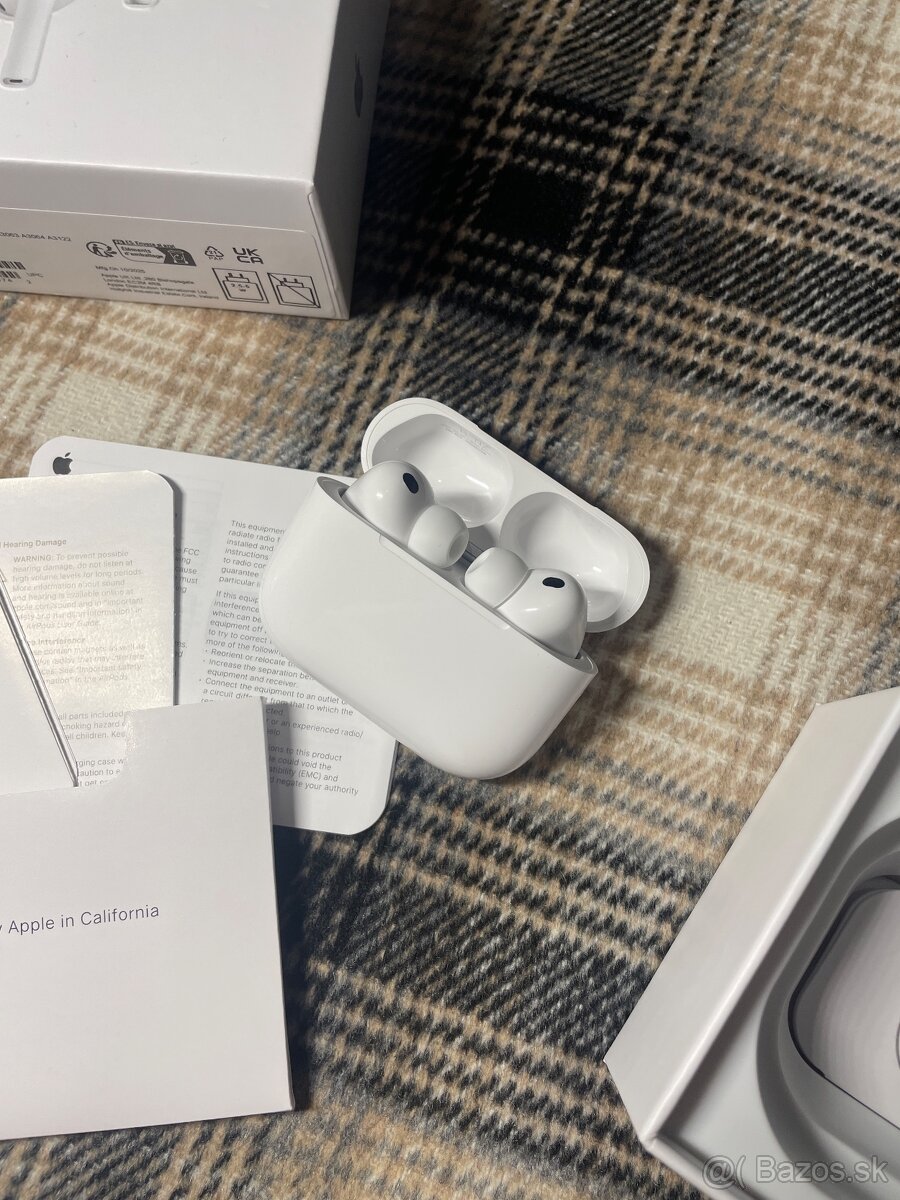 Apple AirPods Pro 3. generácie (2025) - 5