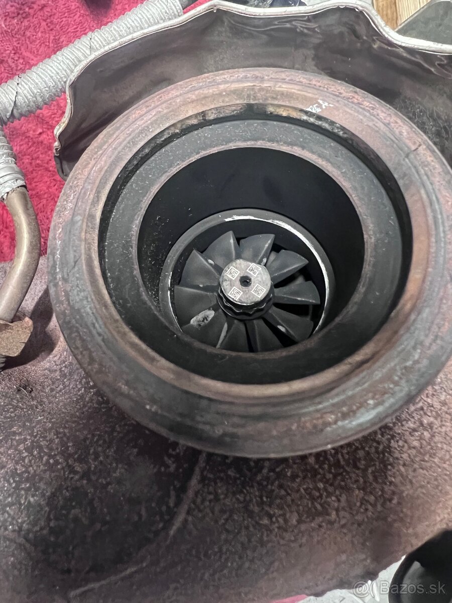 Turbo 2.0TDI 110kw 04L253010B - 5