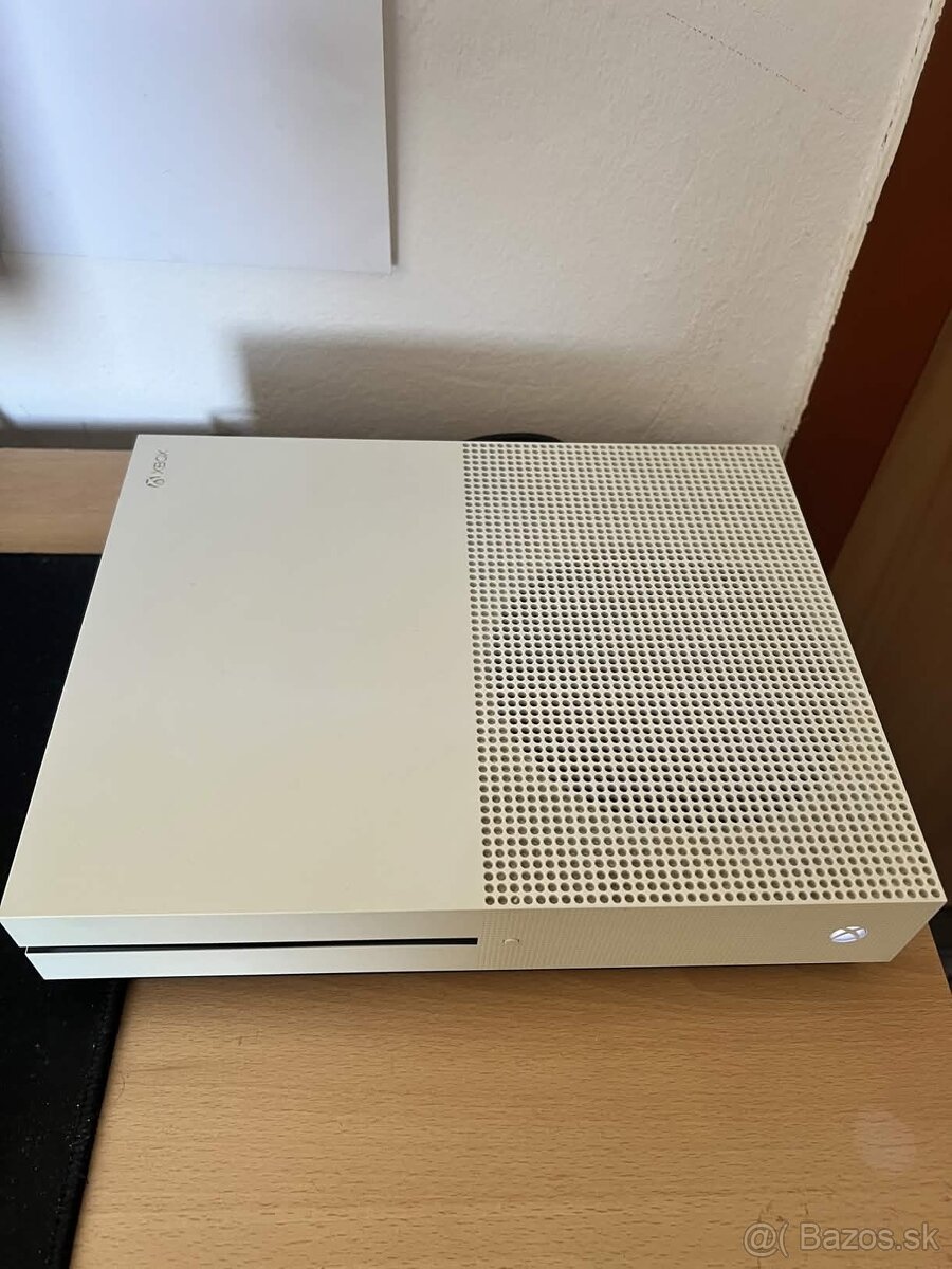 Xbox One S 500GB - 5