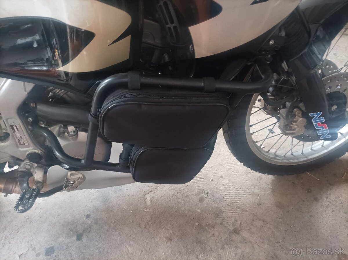 Honda Africa Twin 750