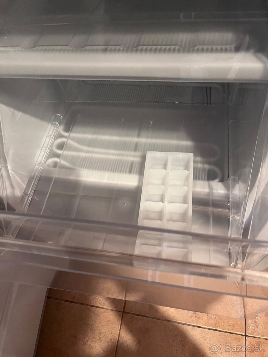 Mraznička Gorenje 85L - 5